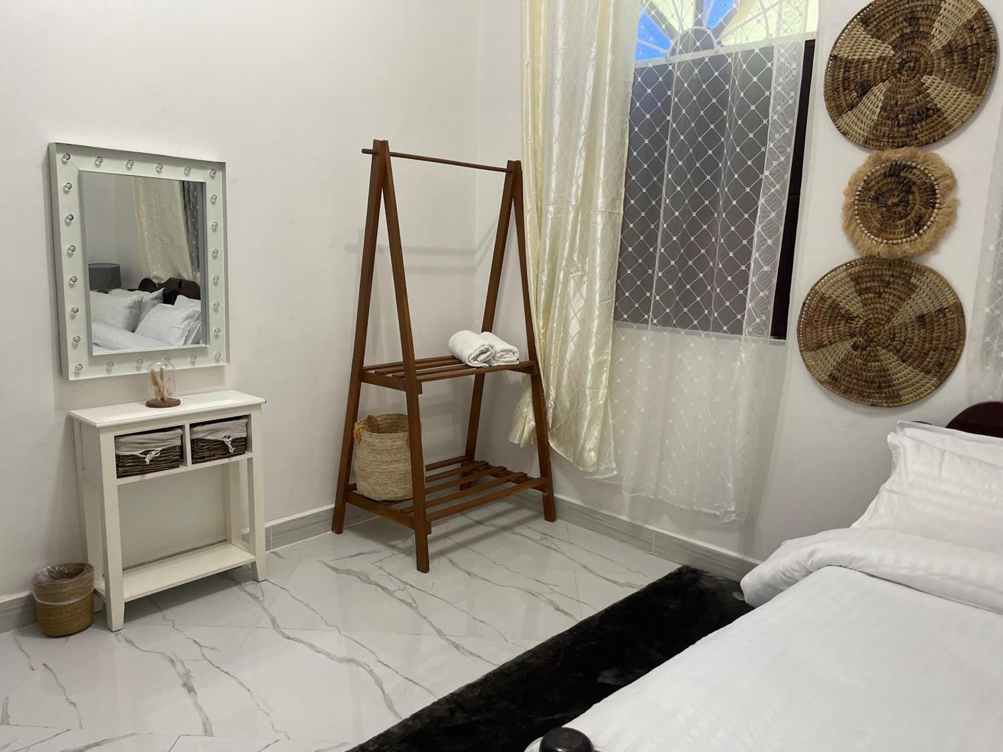 Nashu House Stone Town Hotel Zanzibar Екстериор снимка